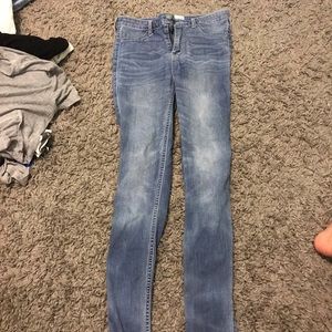 Hollister skinny jeans
